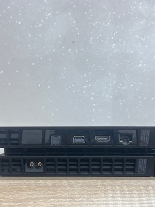 PS4 1TB +3 mandos + 12 juegos
