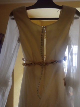 Vestido de Novia Pronovias Blanco con velo.