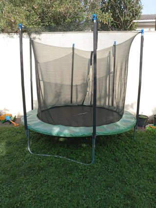 Cama elástica infantil con red de seguridad