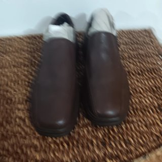 Zapatos de piel hombre marrones sin estrenar