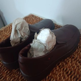 Zapatos de piel hombre marrones sin estrenar