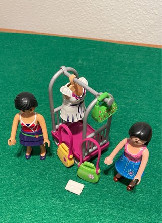 Playmobil di neonati e mamme con passeggini e vasca da bagno