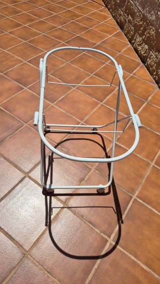 Minicuna/Moisés mimbre con ropa de cama
