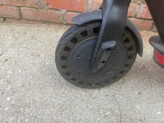 Patinete Eléctrico Skymaster Negro