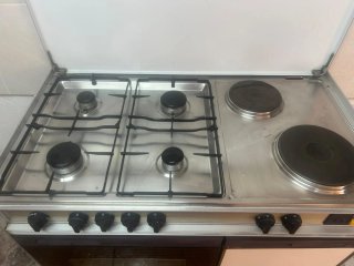Cocina gas + 2 planchas eléctricas + horno