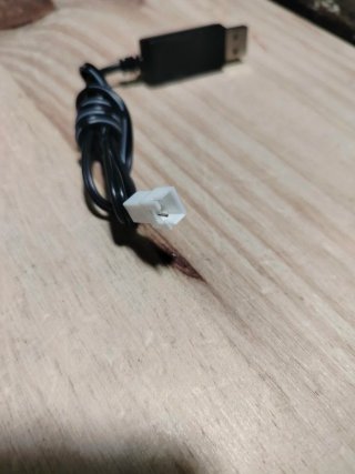 Carrera Cable de carga 1A para baterías 3,2V