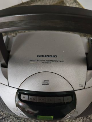 Radio Casete Grundig CD Grabadora