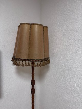 Lámpara de pie salón vintage madera