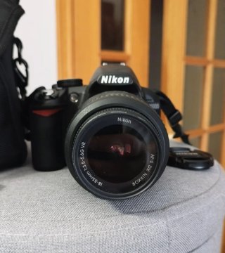 Cámara Nikon D3100 18-55 VR Kit