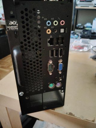 REGALO TORRE+P.BASE ACER MCP73T-AD