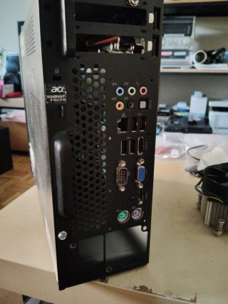 REGALO TORRE+P.BASE ACER MCP73T-AD