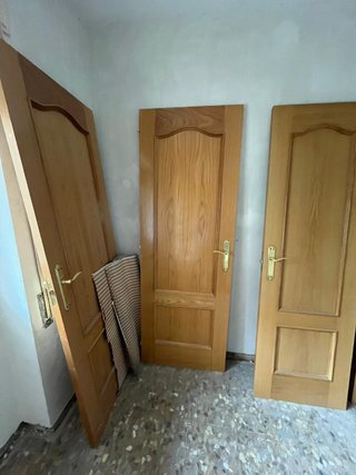 Puertas de madera maciza