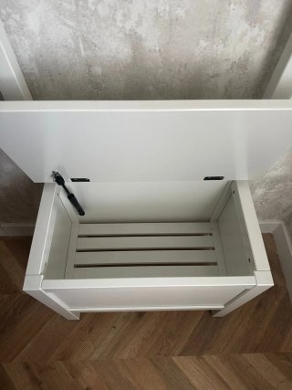 Perchero Blanco con Banco Almacenaje Ikea