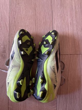 Botas de fútbol Adidas Crazyfast grises y verdes