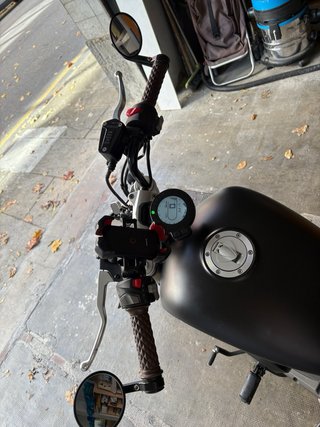 Benda 125 BD Chinchilla 2022 Negra