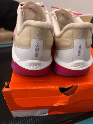 Nike Zoomfly 6 Beige/Rosa