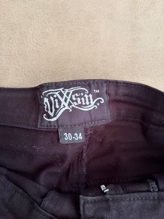 Pantalones Góticos Negros con Cremalleras y Hebill