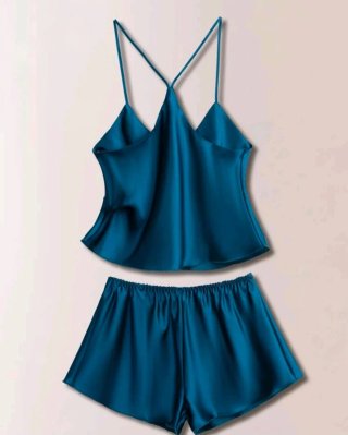 Pijama de verano azul verdoso