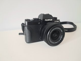 Fujifilm X-T100 con objetivo XC 15-45mm