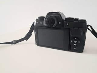 Fujifilm X-T100 con objetivo XC 15-45mm