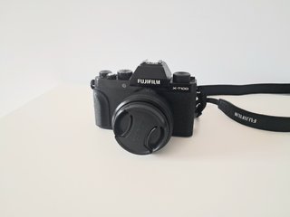 Fujifilm X-T100 con objetivo XC 15-45mm