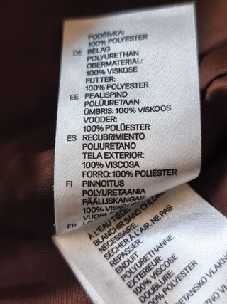 Minifalda marrón simil piel. H&M. T. 38