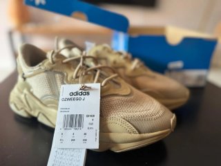 Zapatillas Adidas Ozweego Beige