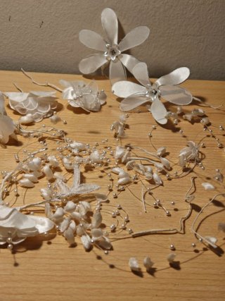 Tocado Novia Flores y Perlas