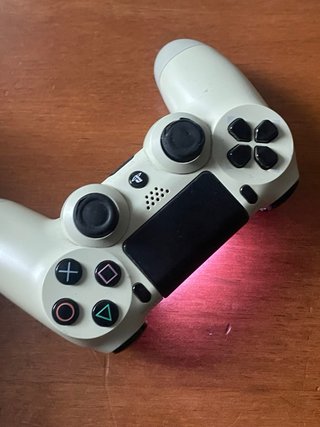 Mando PS4 DualShock 4 Beige