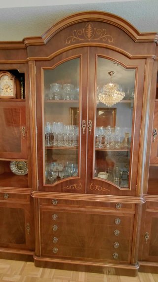 Mueble de salón de madera