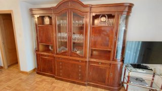 Mueble de salón de madera