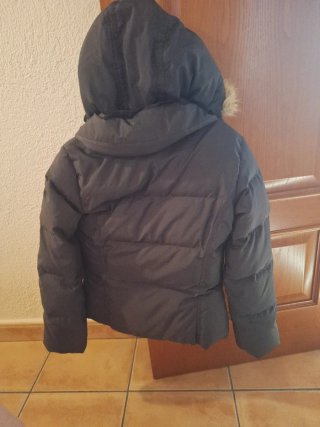 Anorak gris con gorro desmontable