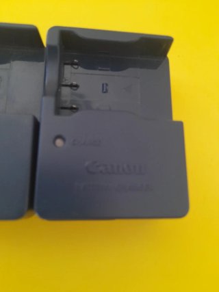 Cargador Canon para cámaras