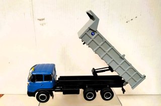 IXO BARREIROS SUPER AZOR VOLQUETE, ESC.1/43, NUEVO