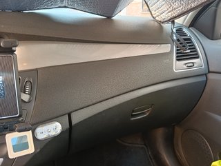 Renault Laguna 2012, Navegador 2026