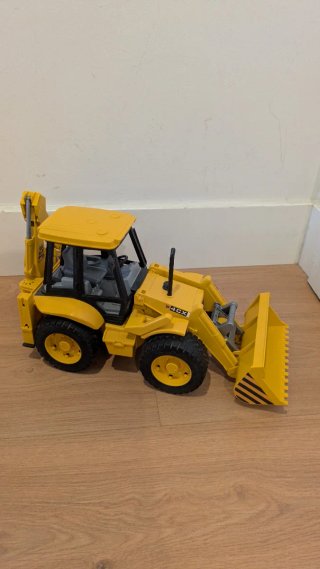 Retroexcavadora JCB 4CX Amarilla