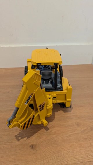 Retroexcavadora JCB 4CX Amarilla