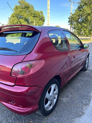 Peugeot 206