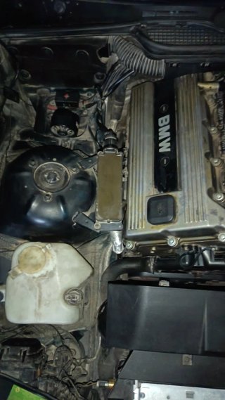 BMW 318is
