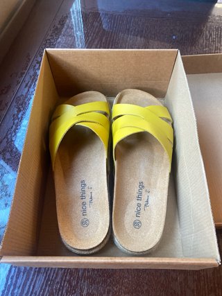 Sandalias Nice Things Amarillas Talla 39, Nuevas