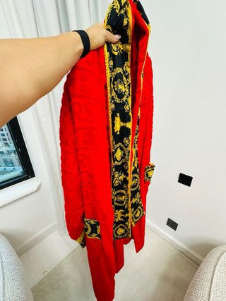 Albornoz Versace Rojo y Dorado Talla Única