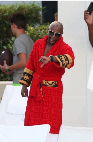 Albornoz Versace Rojo y Dorado Talla Única