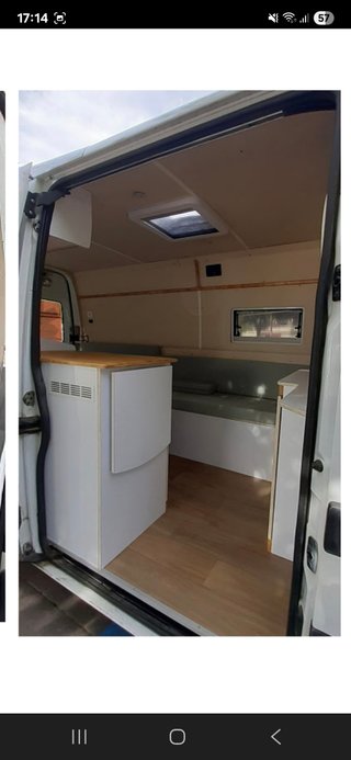 CAMPER AMBULANCIA
