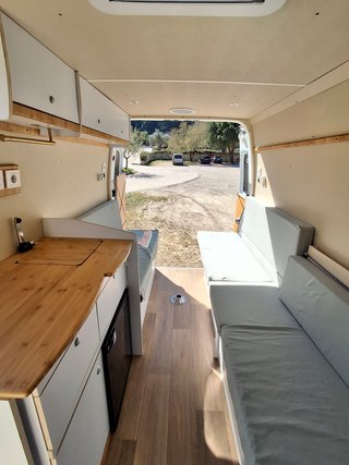 CAMPER AMBULANCIA