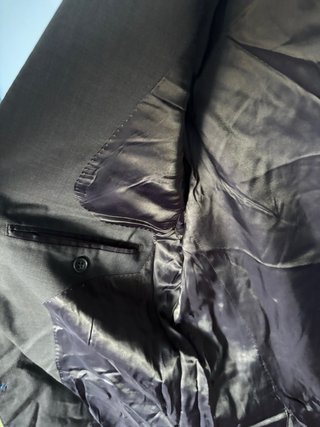 Traje clásico azul oscuro