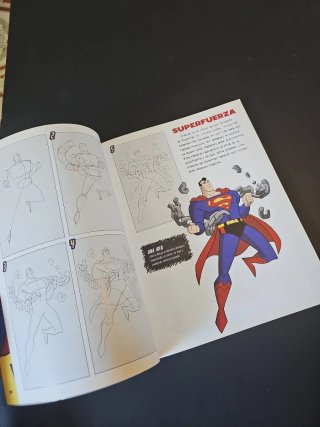 Cómo dibujar a Batman, Superman, y otros superh...