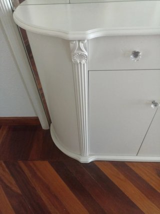Mueble recibidor con espejo