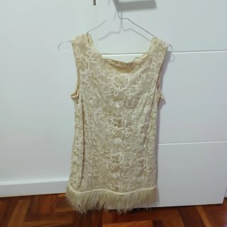 Vestido de fiesta encaje beige