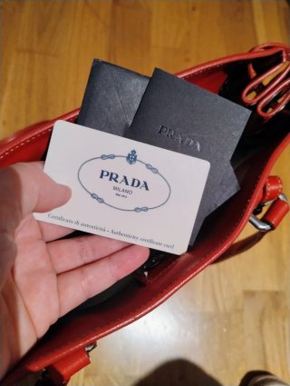 Bolso Prada Canvas Jacquard Tote Rojo y Beige