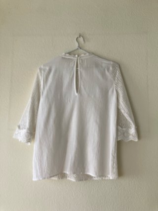 Blusa Zara encaje blanco